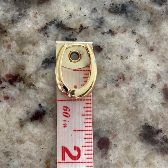 Oval shape Hoop earrings - Picture 4 of 4